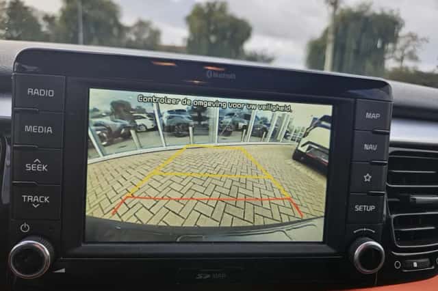 Kia Stonic (2020) thumbnail 11
