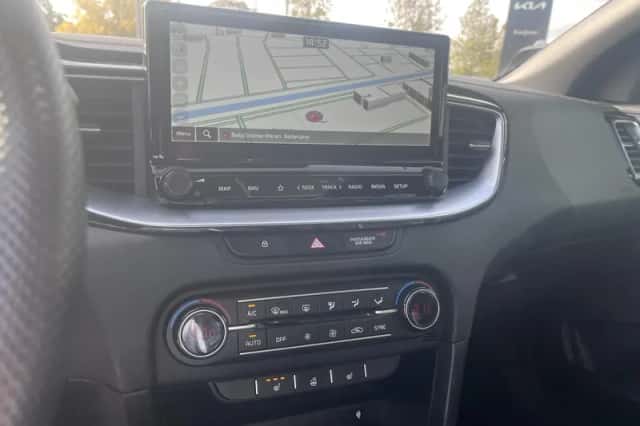 Kia Proceed (2024) thumbnail 12