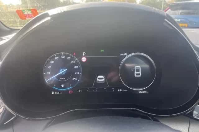 Kia Proceed (2024) thumbnail 8