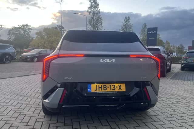 Kia EV4 (2025) thumbnail 4