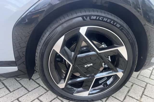 Kia EV4 (2025) thumbnail 5