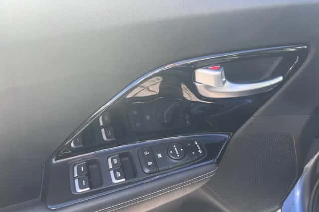 Kia Niro (2020) thumbnail 8
