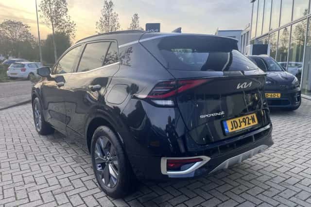 Kia Sportage (2025) thumbnail 5