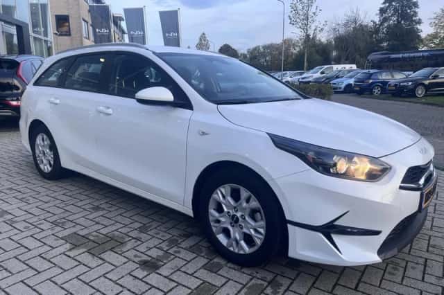 Kia Ceed Sportswagon (2025) thumbnail 5