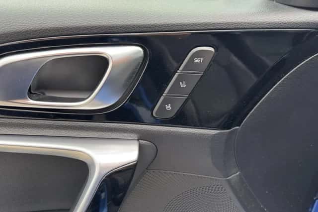 Kia Ceed (2018) thumbnail 20