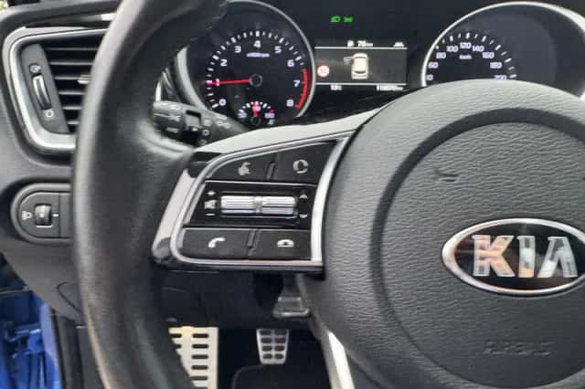 Kia Ceed (2018) thumbnail 24