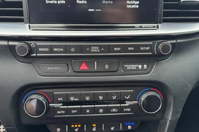 Kia Ceed (2018) thumbnail 25