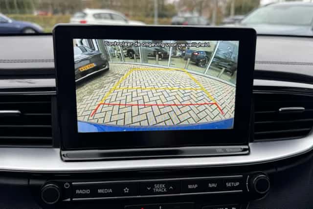 Kia Ceed (2018) thumbnail 28