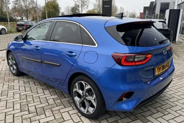 Kia Ceed (2018) thumbnail 6