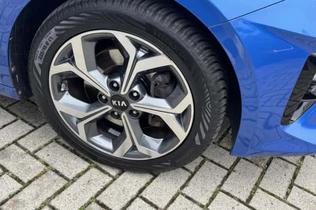 Kia Ceed (2018) thumbnail 8