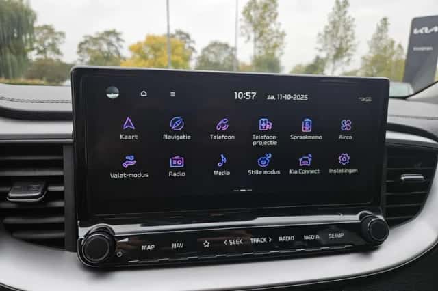 Kia Ceed Sportswagon (2024) thumbnail 11