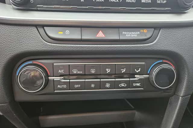 Kia Ceed Sportswagon (2024) thumbnail 13