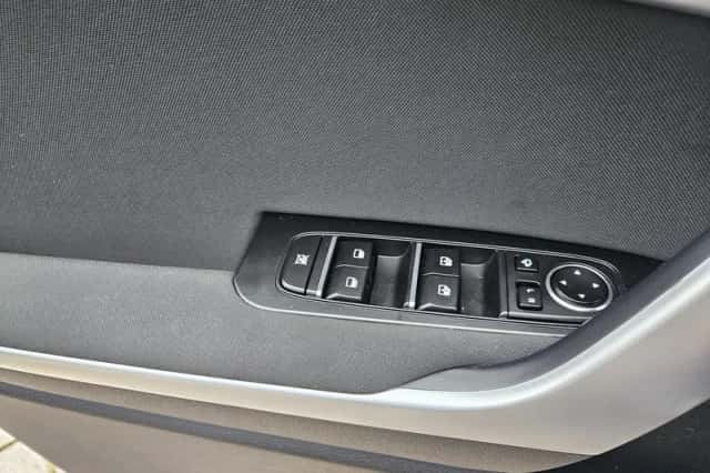 Kia Ceed Sportswagon (2024) thumbnail 15