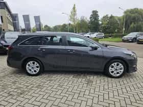 Kia Ceed Sportswagon (2024) thumbnail 3