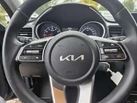 Kia Ceed Sportswagon (2024) thumbnail 9