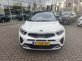 Kia Stonic (2021) thumbnail 2
