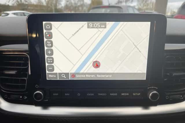 Kia Stonic (2021) thumbnail 12