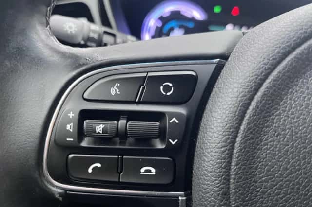 Kia Niro (2021) thumbnail 10