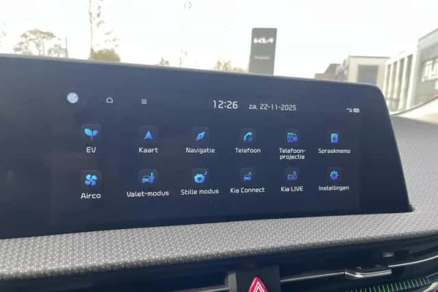 Kia EV6 (2024) thumbnail 14