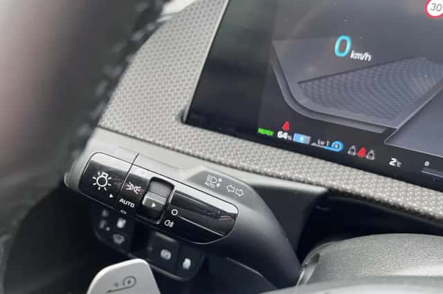 Kia EV6 (2024) thumbnail 25