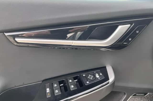 Kia EV6 (2024) thumbnail 27
