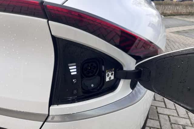 Kia EV6 (2024) thumbnail 6