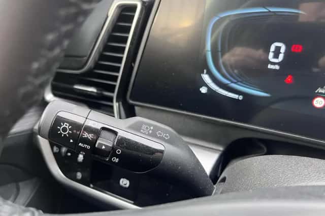 Kia Sportage (2024) thumbnail 13