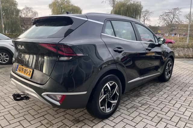 Kia Sportage (2024) thumbnail 4