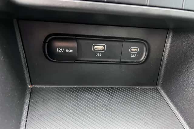 Kia Sportage (2024) thumbnail 7