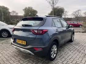 Kia Stonic (2024) thumbnail 2