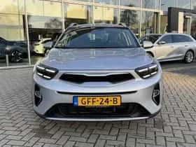 Kia Stonic (2024) thumbnail 2