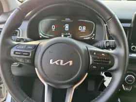 Kia Stonic (2024) thumbnail 16