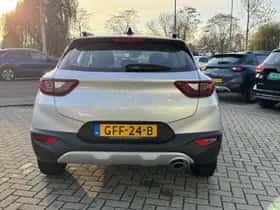 Kia Stonic (2024) thumbnail 5