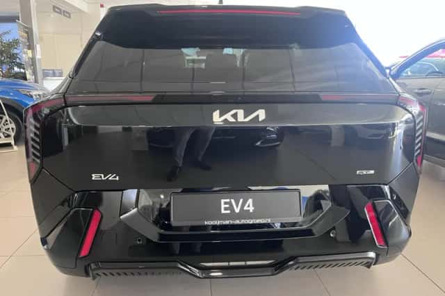 Kia EV4 (2026) thumbnail 3