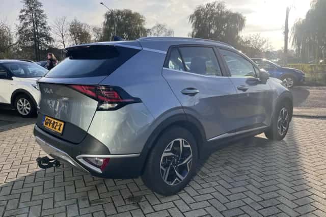 Kia Sportage (2024) thumbnail 4