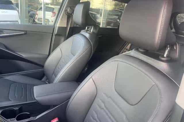 Kia Niro EV (2025) thumbnail 15