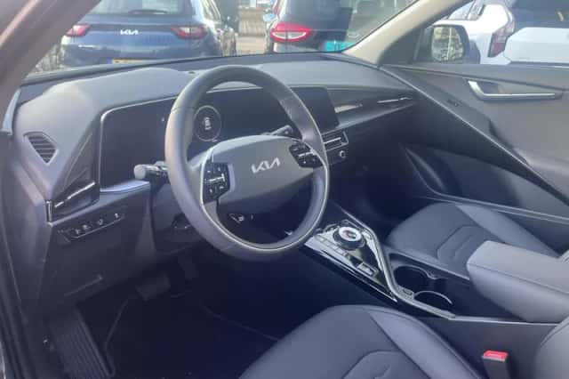Kia Niro EV (2025) thumbnail 8