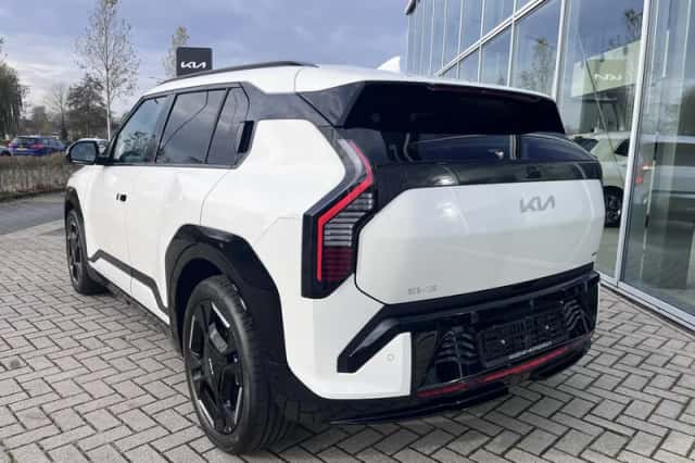 Kia EV3 (2026) thumbnail 2