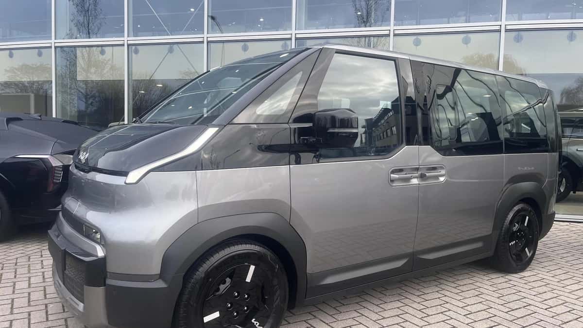 Kia PV5 (2026) — foto 1