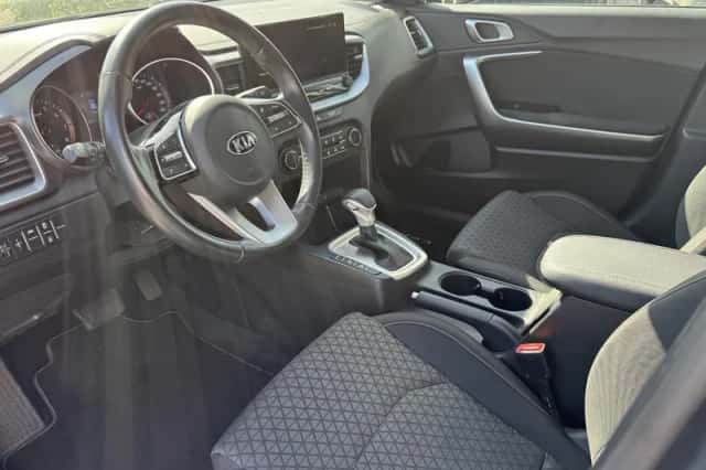 Kia Ceed Sportswagon (2020) thumbnail 11