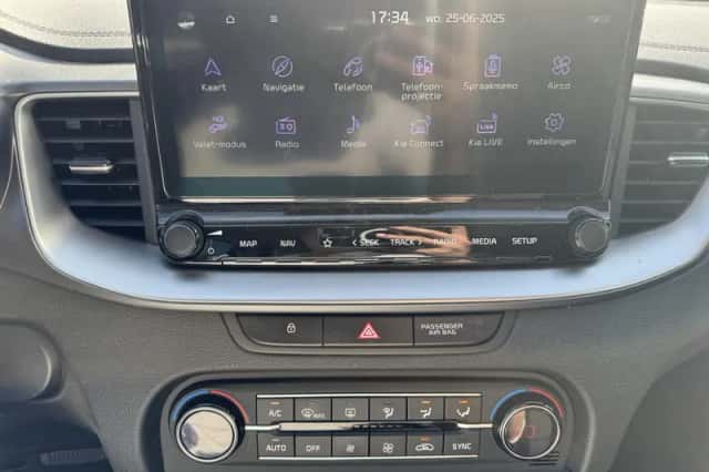 Kia Ceed Sportswagon (2020) thumbnail 13