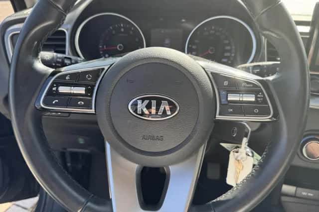 Kia Ceed Sportswagon (2020) thumbnail 16