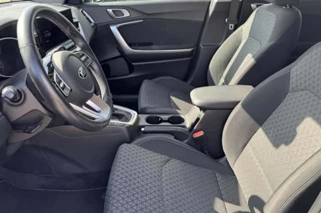 Kia Ceed Sportswagon (2020) thumbnail 19