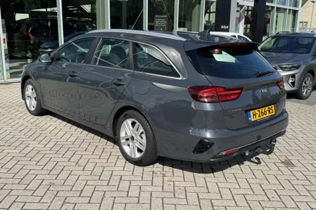 Kia Ceed Sportswagon (2020) thumbnail 5