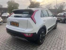 Kia Niro EV (2024) thumbnail 2