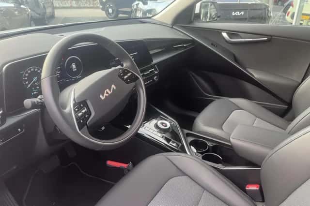Kia Niro EV (2024) thumbnail 13
