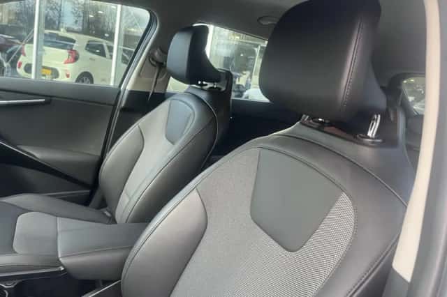 Kia Niro EV (2024) thumbnail 14