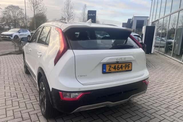 Kia Niro EV (2024) thumbnail 4