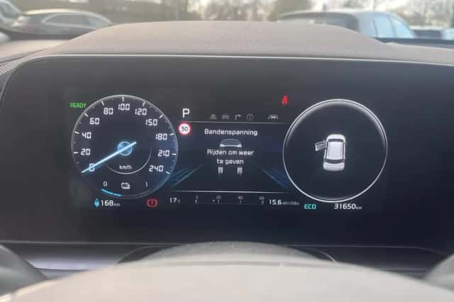 Kia Niro EV (2024) thumbnail 9