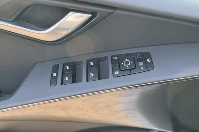 Kia Niro (2025) thumbnail 17